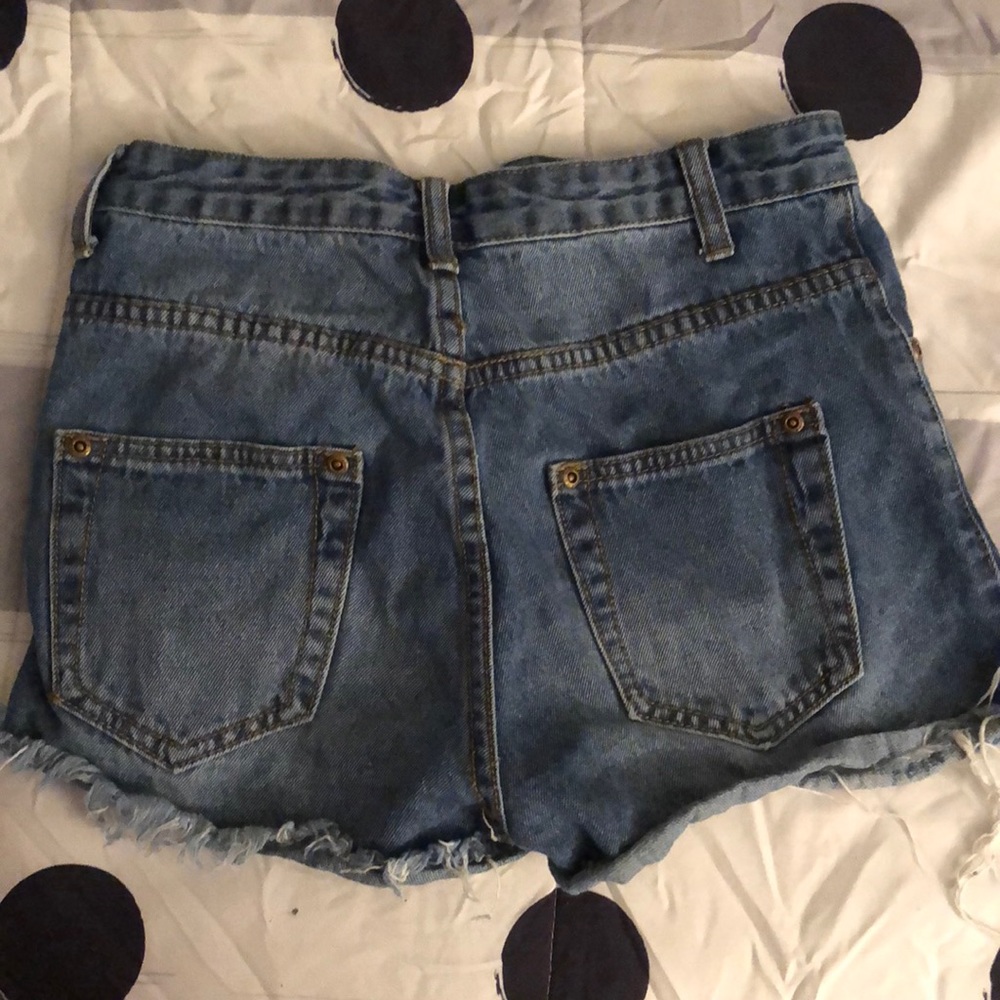 Shorts - Picture 2 of 2